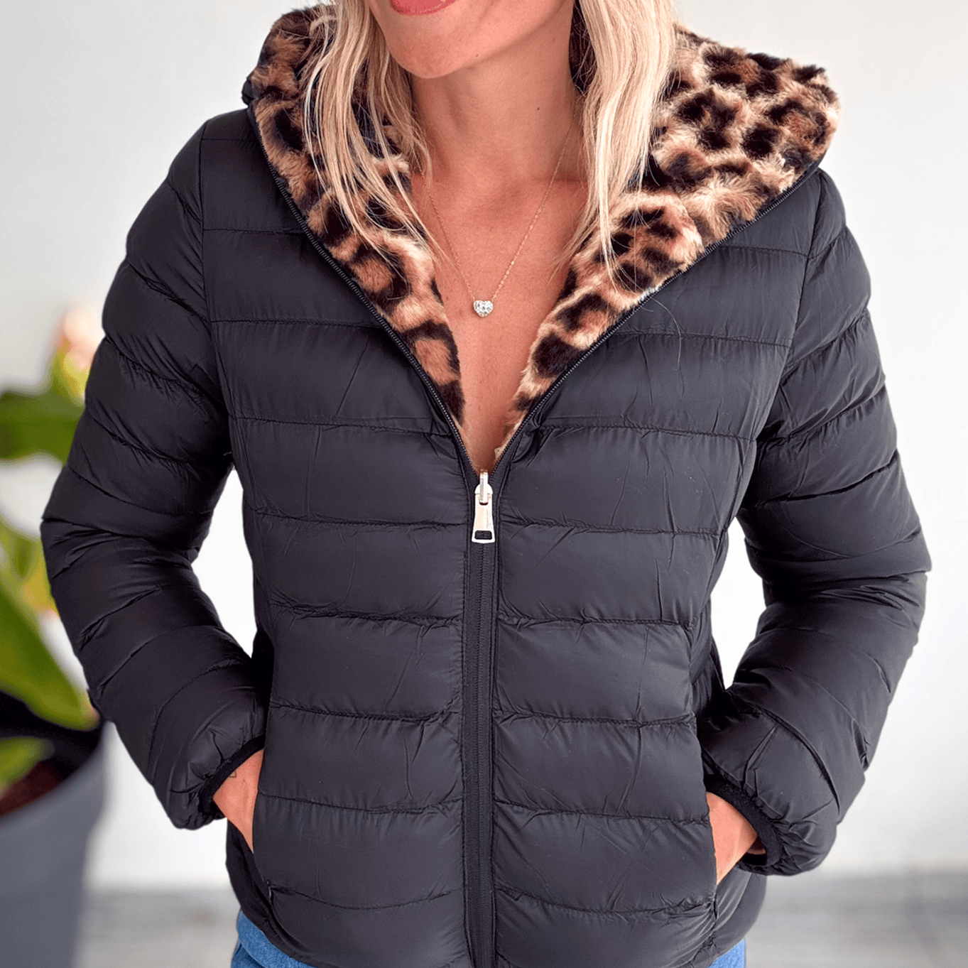 Doudoune réversible noir intérieur fourrure léopard