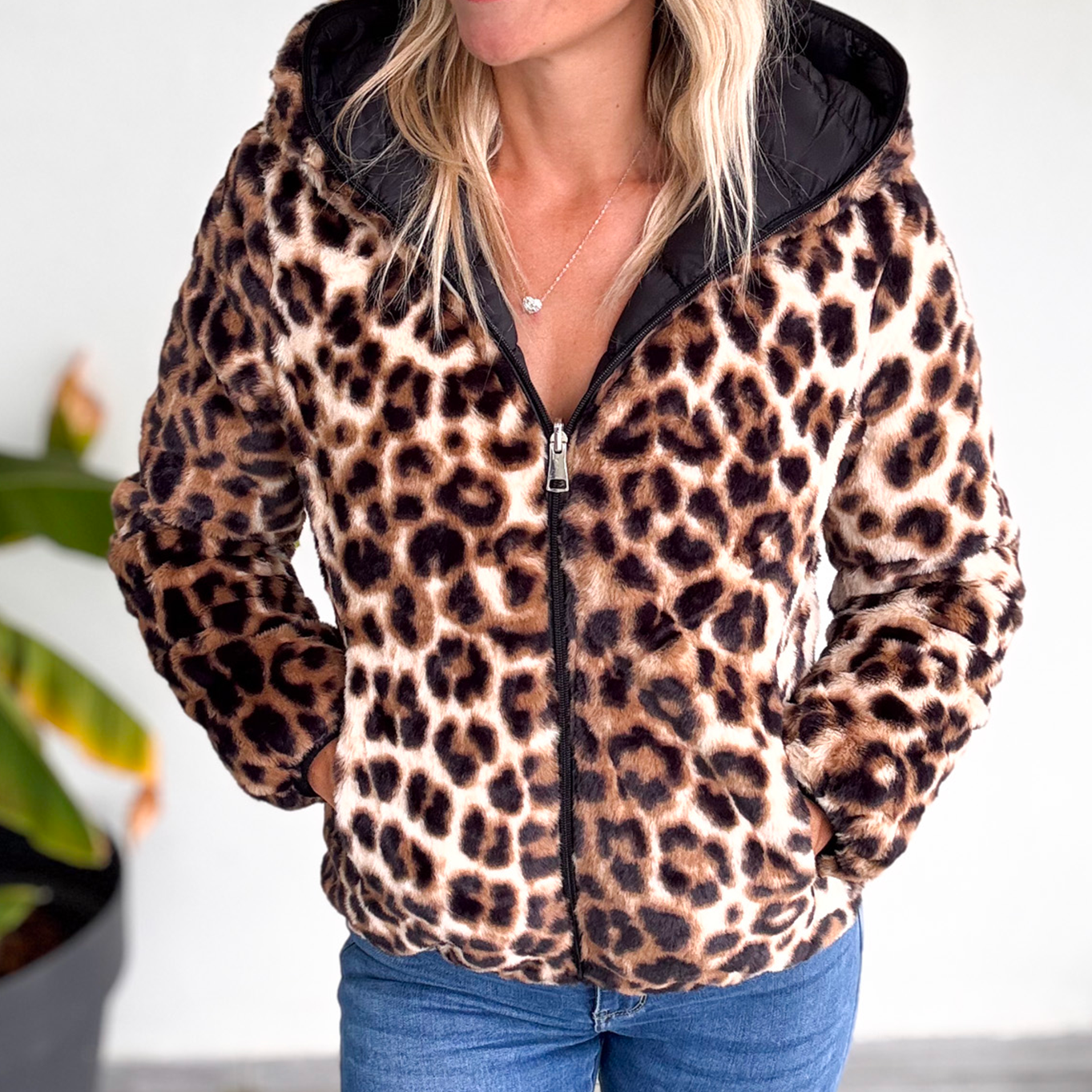 Doudoune réversible noir intérieur fourrure léopard