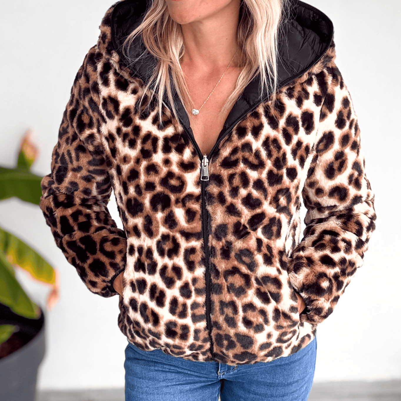 Doudoune réversible noir intérieur fourrure léopard