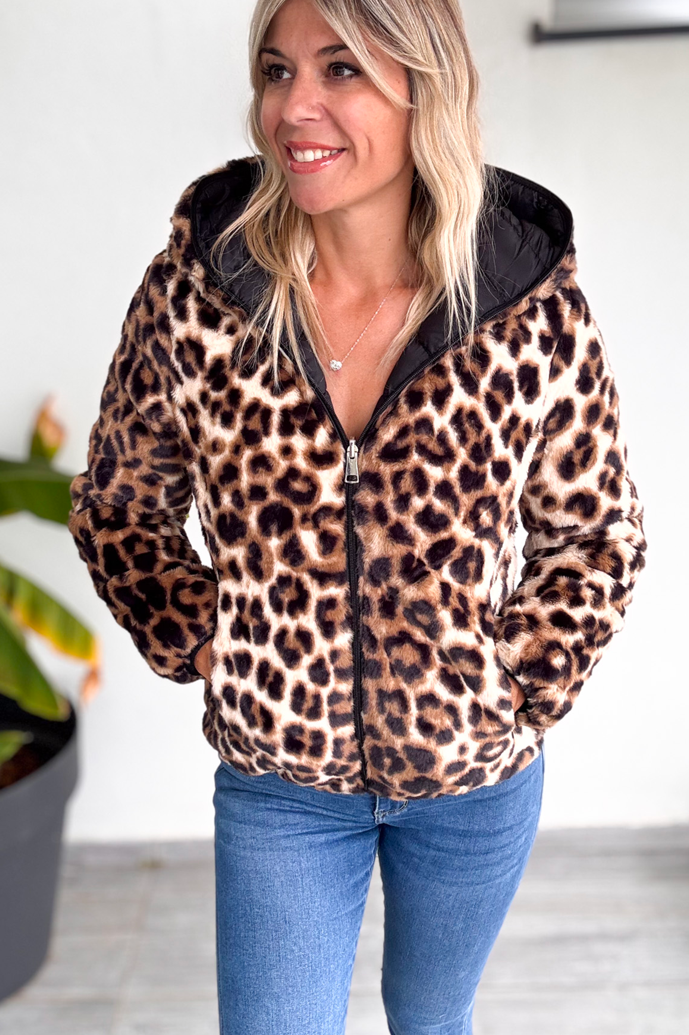 Doudoune réversible noir intérieur fourrure léopard