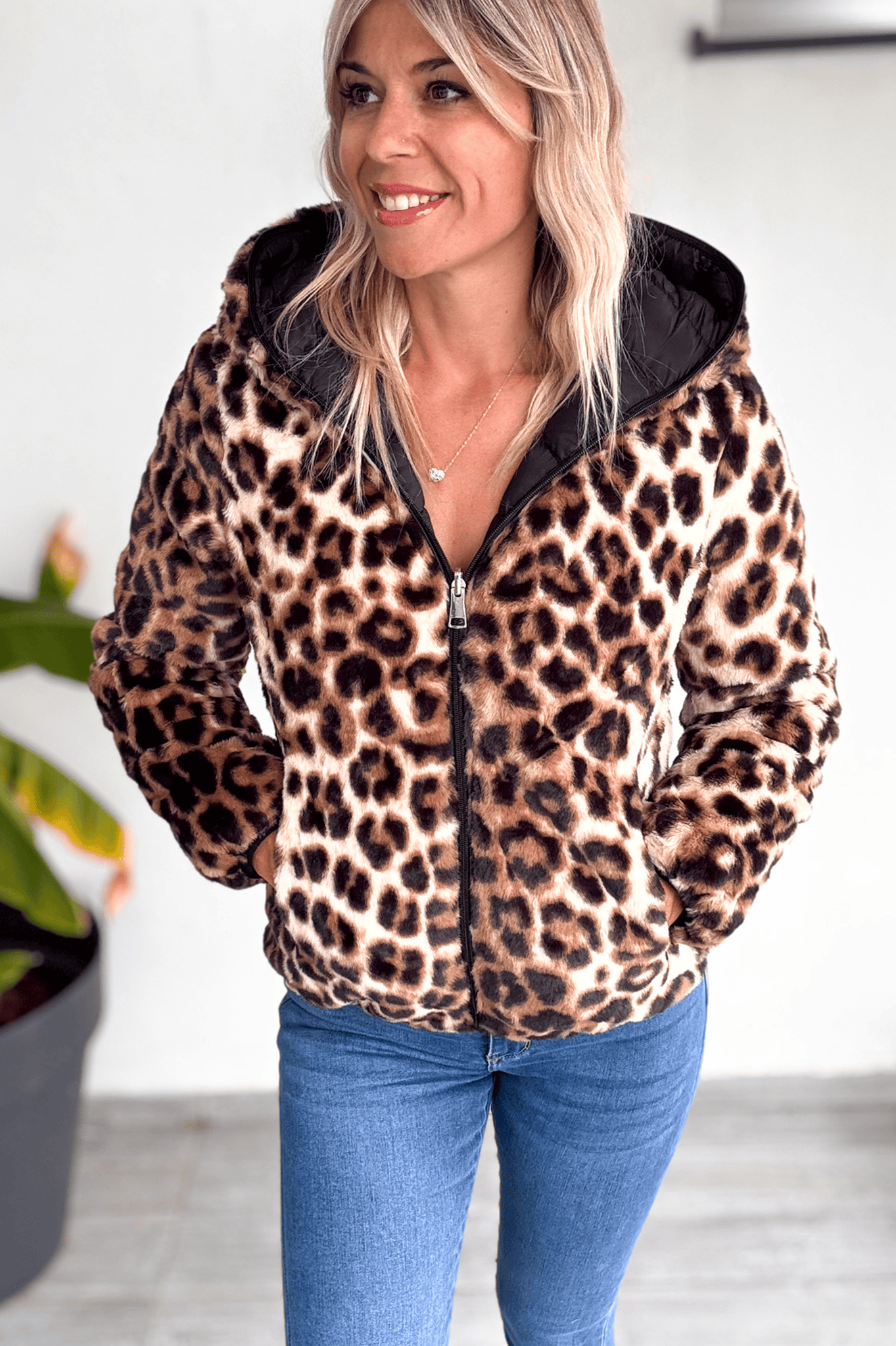 Doudoune réversible noir intérieur fourrure léopard