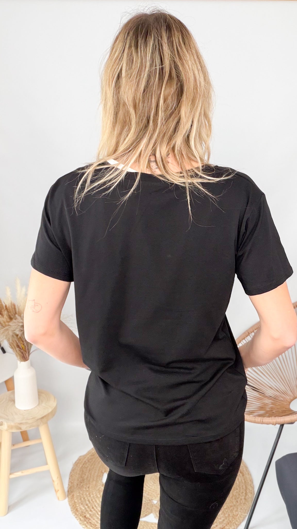 T-shirt Col V "Cœur Léopard"