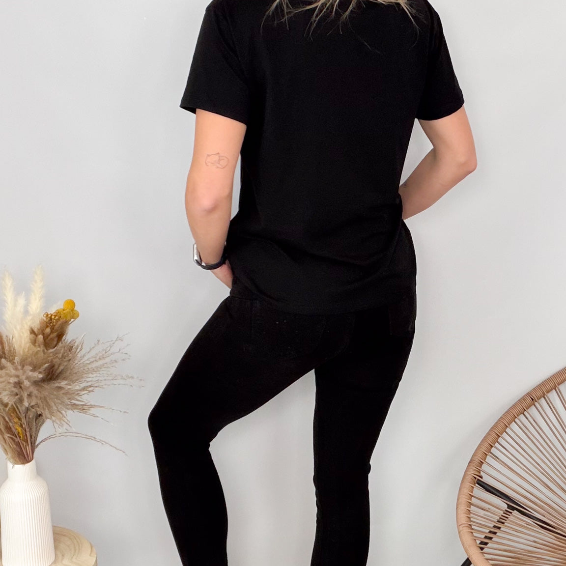 T-shirt Col V "Cœur Léopard"