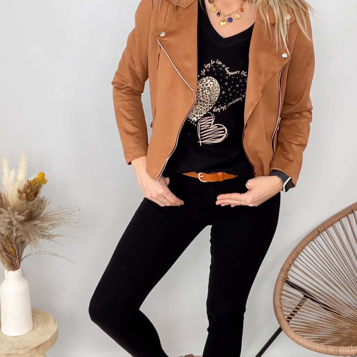 T-shirt Col V "Cœur Léopard"