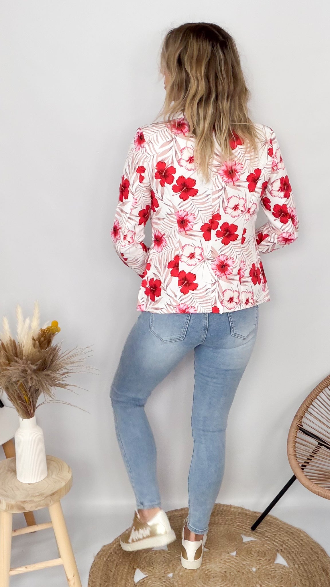 Blazer Cintré fleuri blanc rouge femme