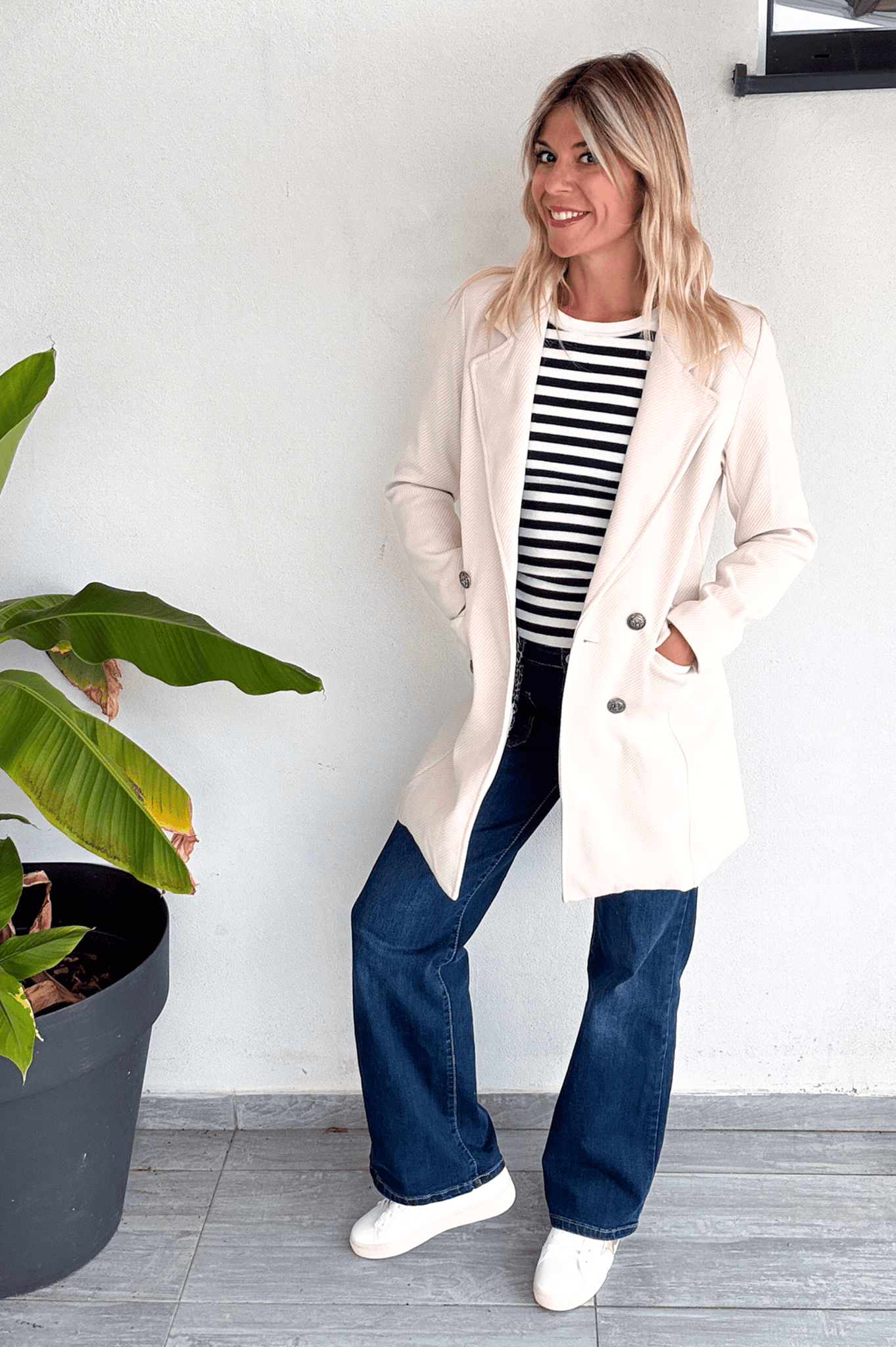 Manteau beige mi long, 4 boutons, avec poches la boutique de lydie