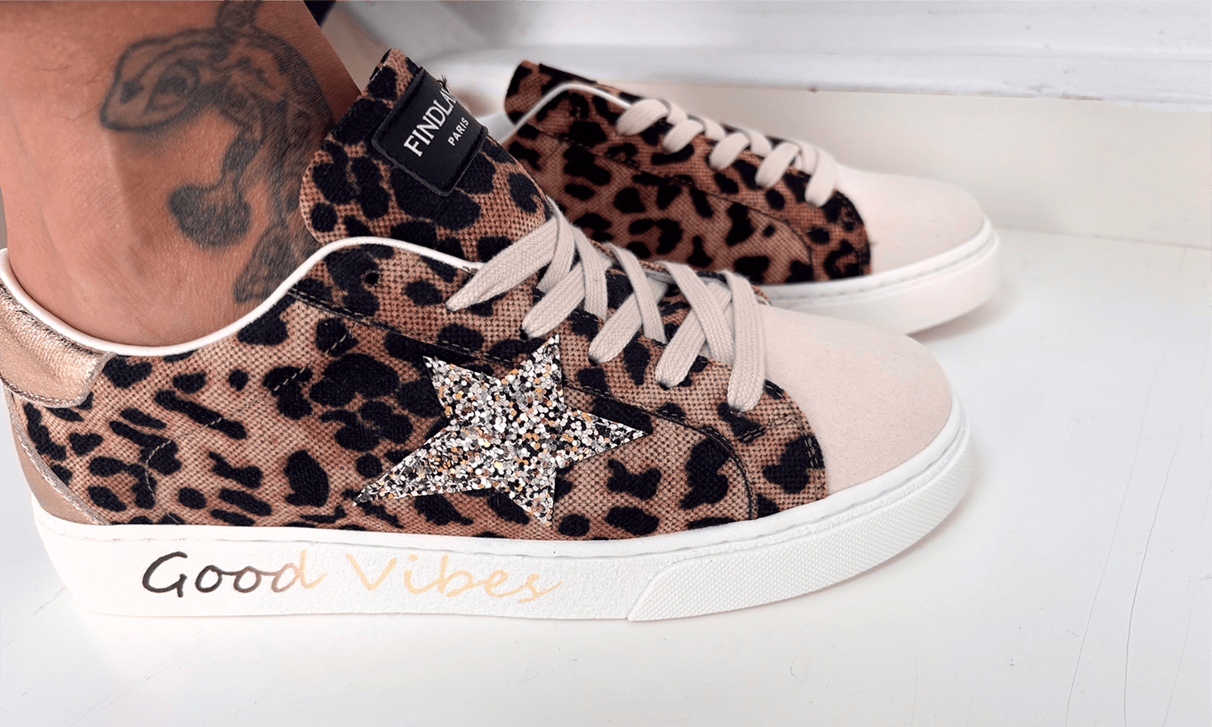 Baskets léopard effet tissu