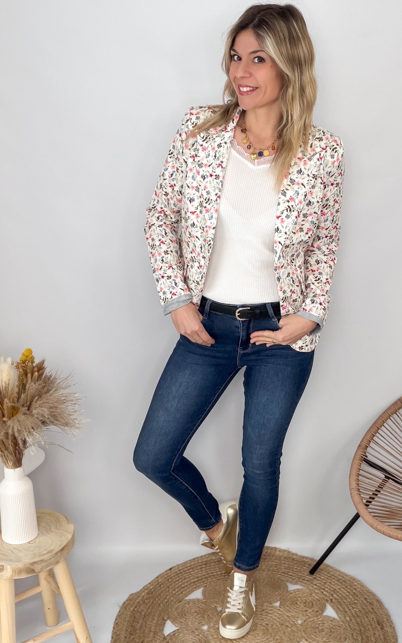 Blazer écru motif fleuri la boutique de lydie