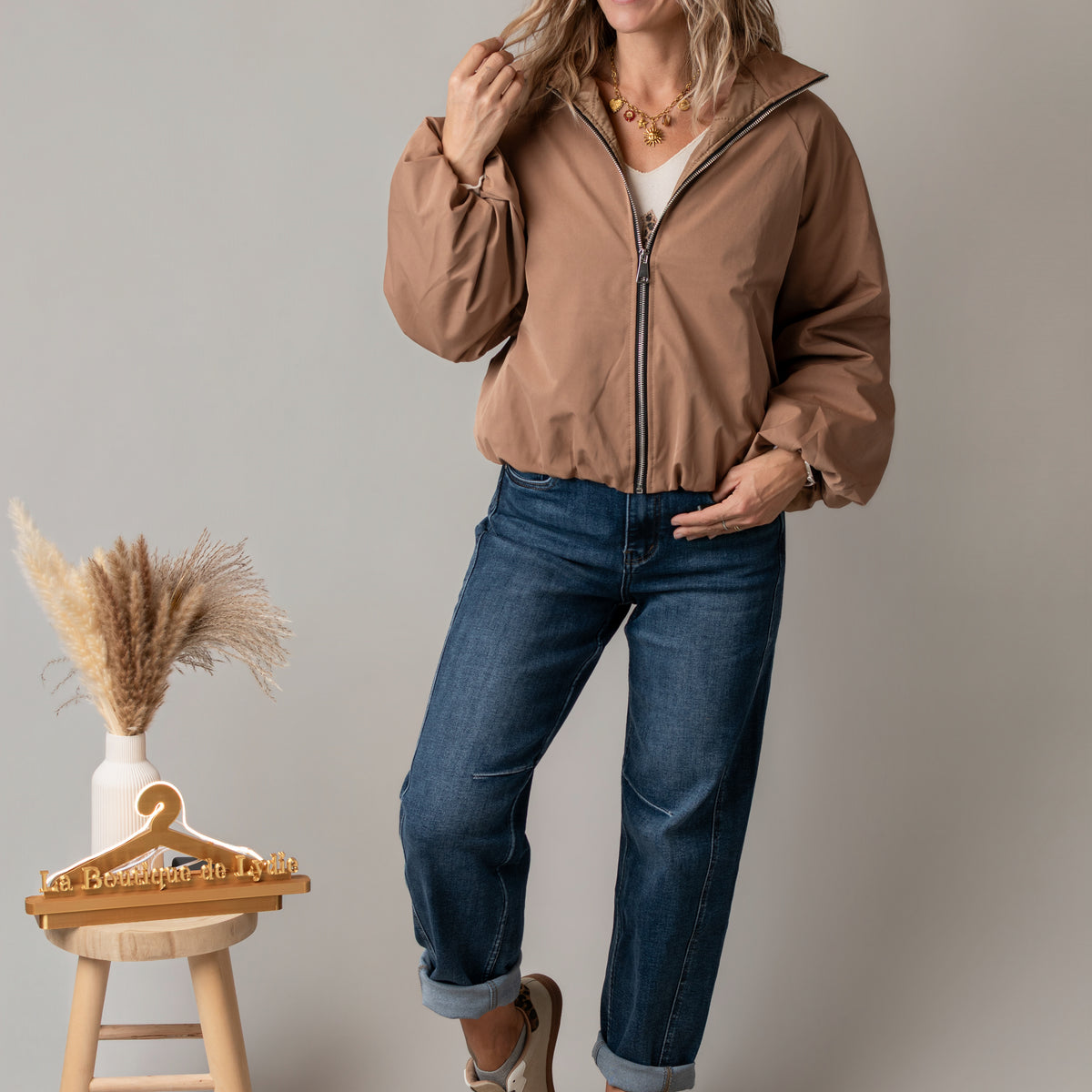 Blouson bombers court oversize Camel