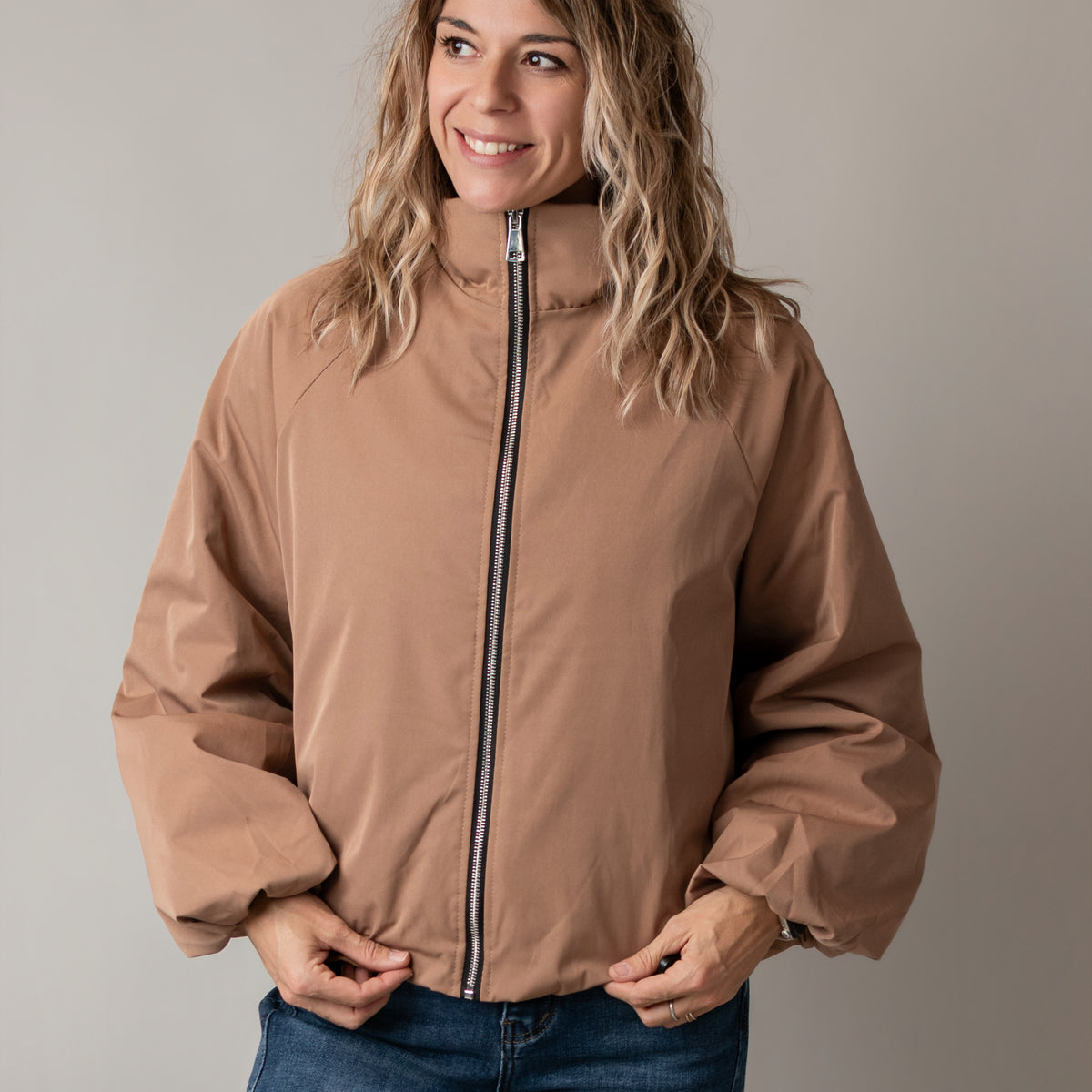 Blouson bombers court oversize Camel