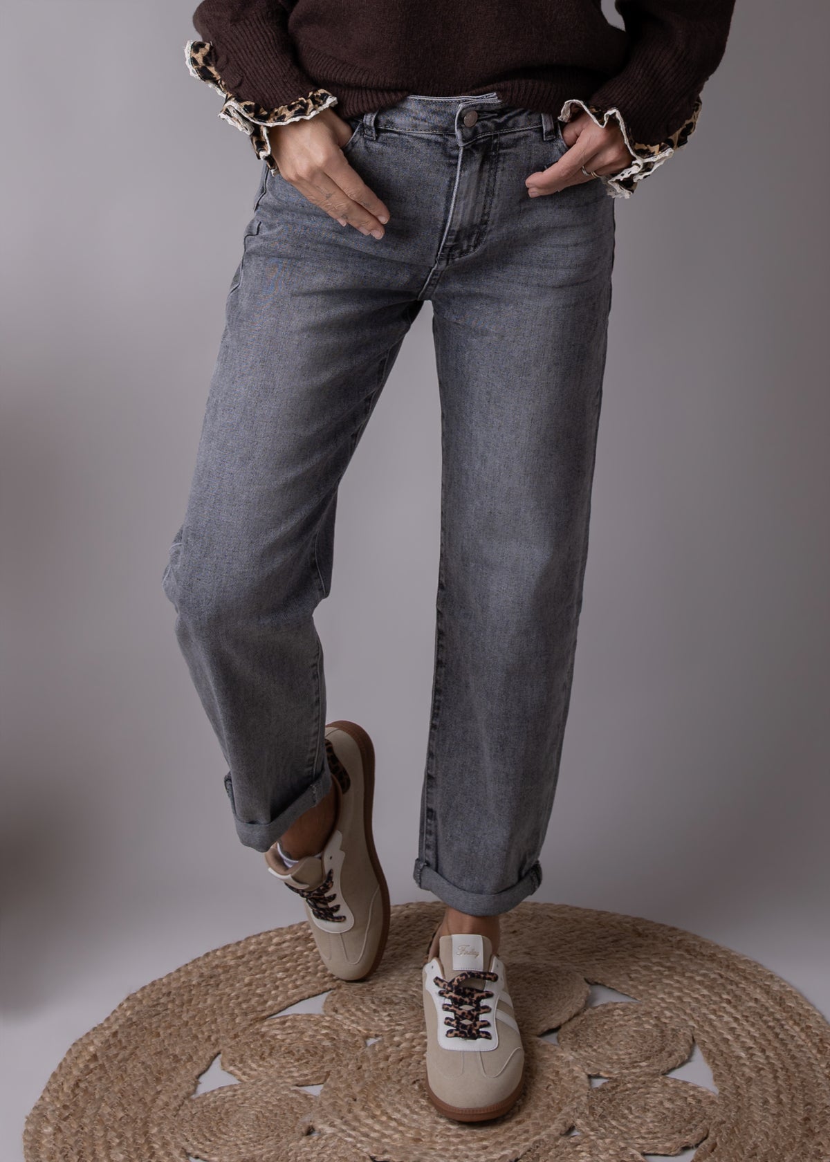 Jean barrel fit gris clair délavé la Boutique de Lydie