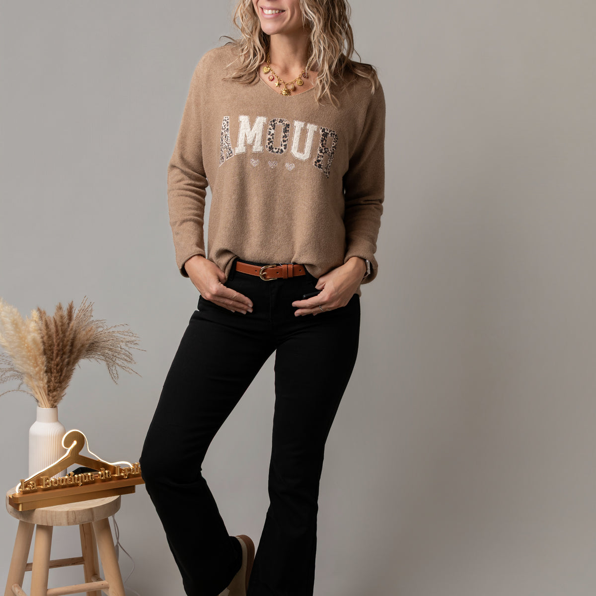 Pantalon flare noir Romy la boutique de lydie