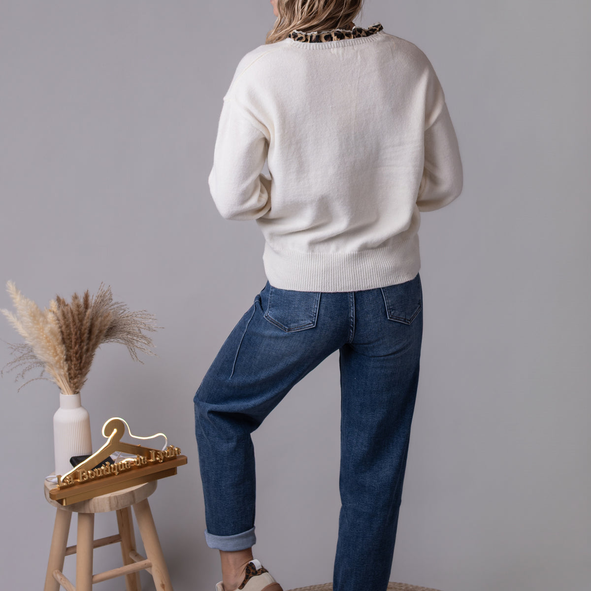 Pull col V beige détails léopard