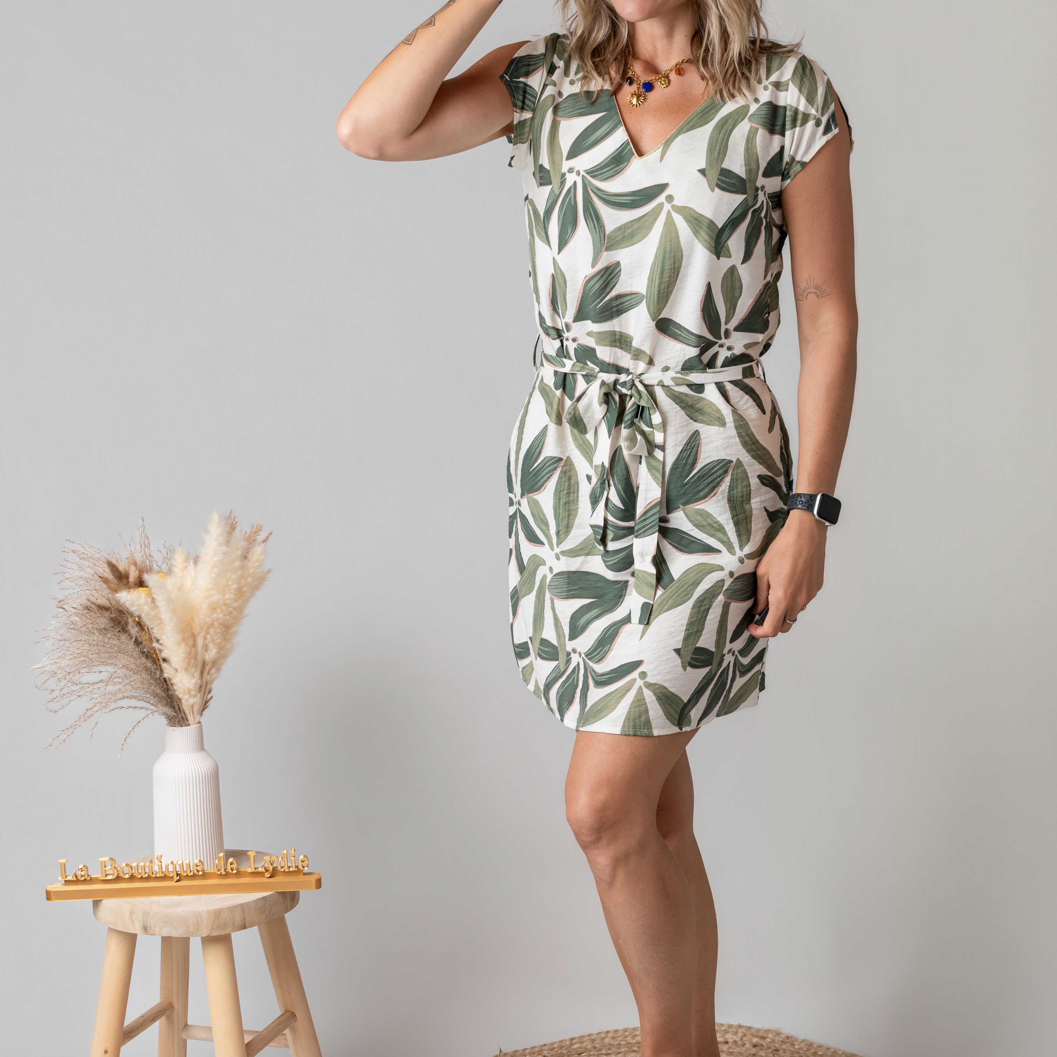 Robe Courte Tropicale Verte & Écrue
