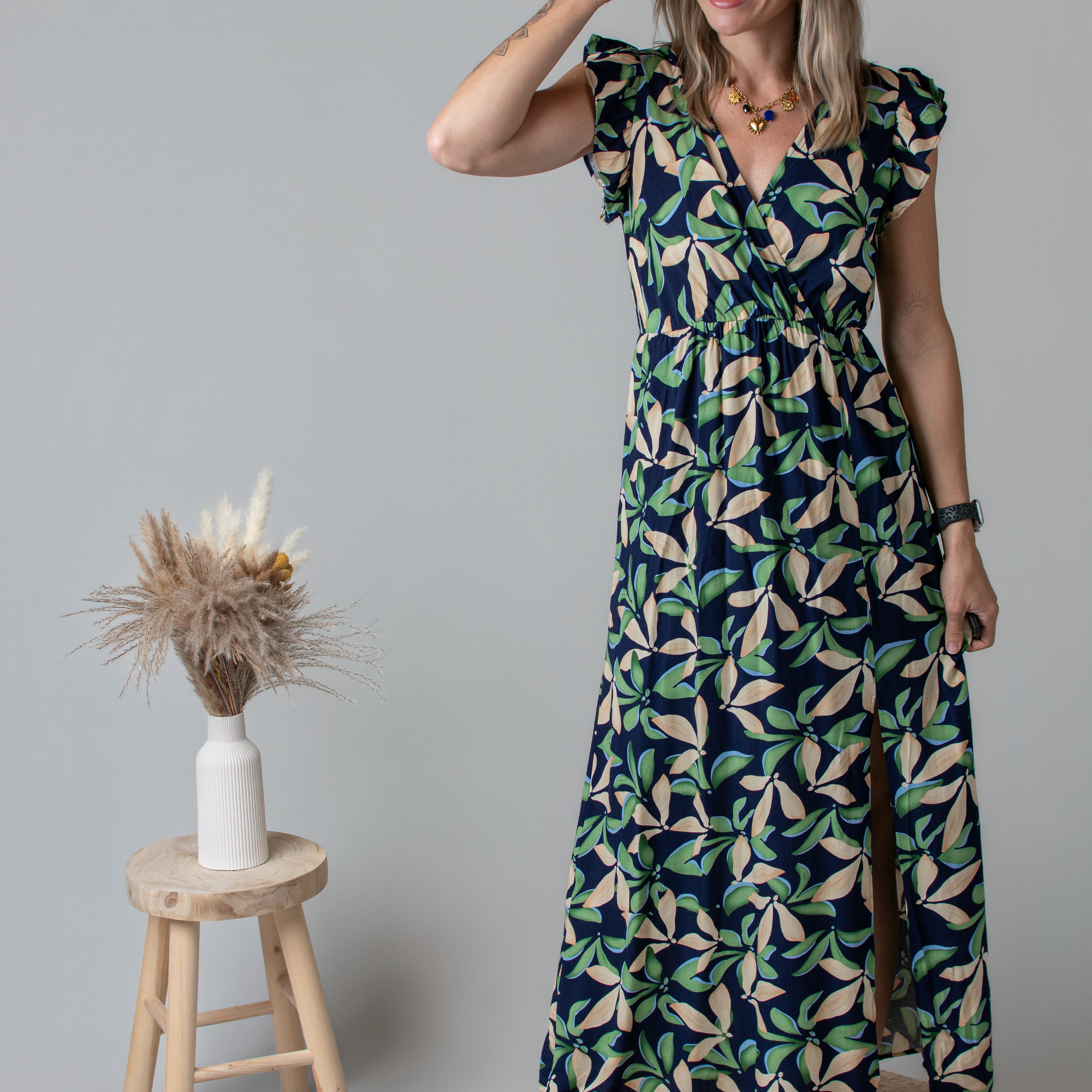 Robe longue fleurie vert et marine