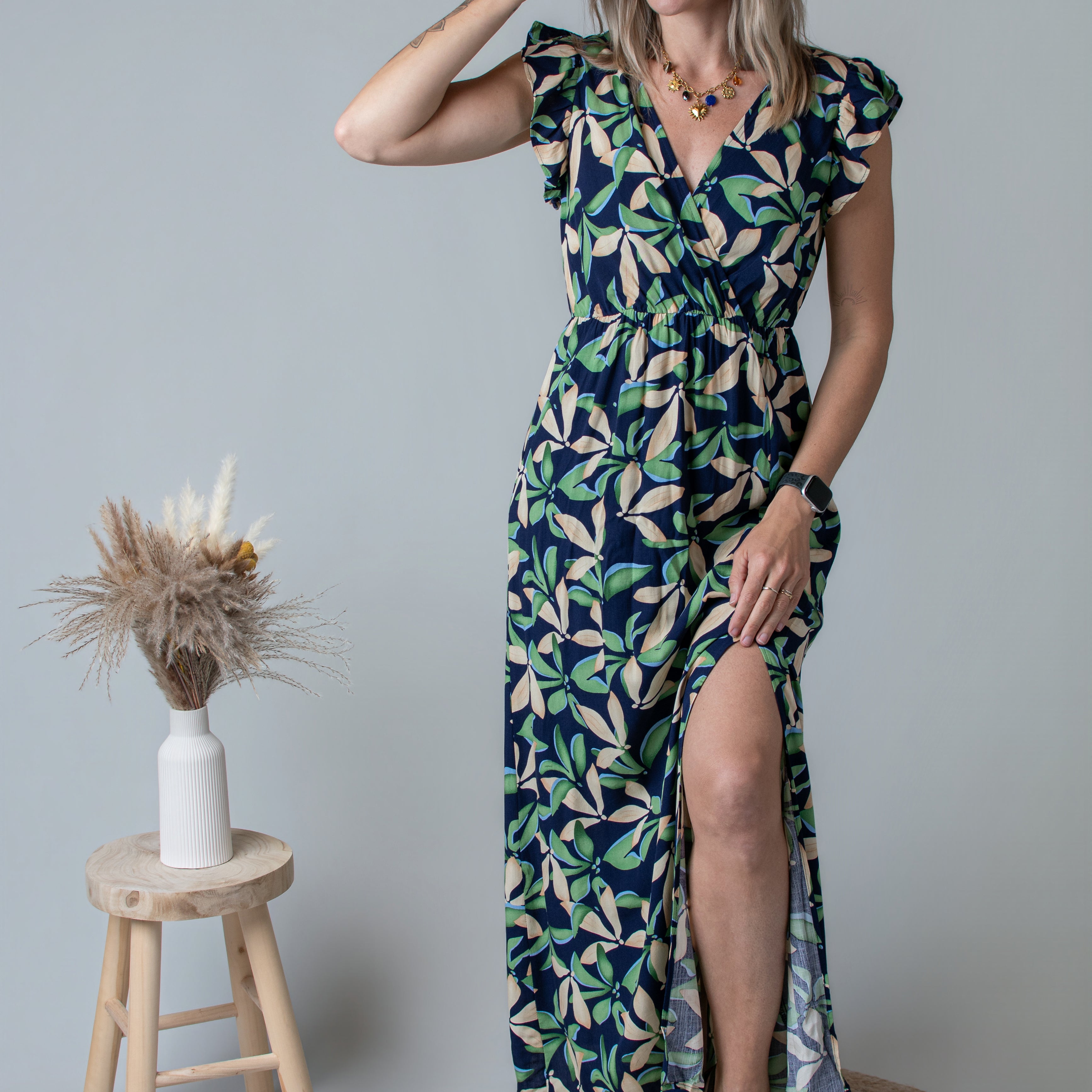 Robe longue fleurie vert et marine
