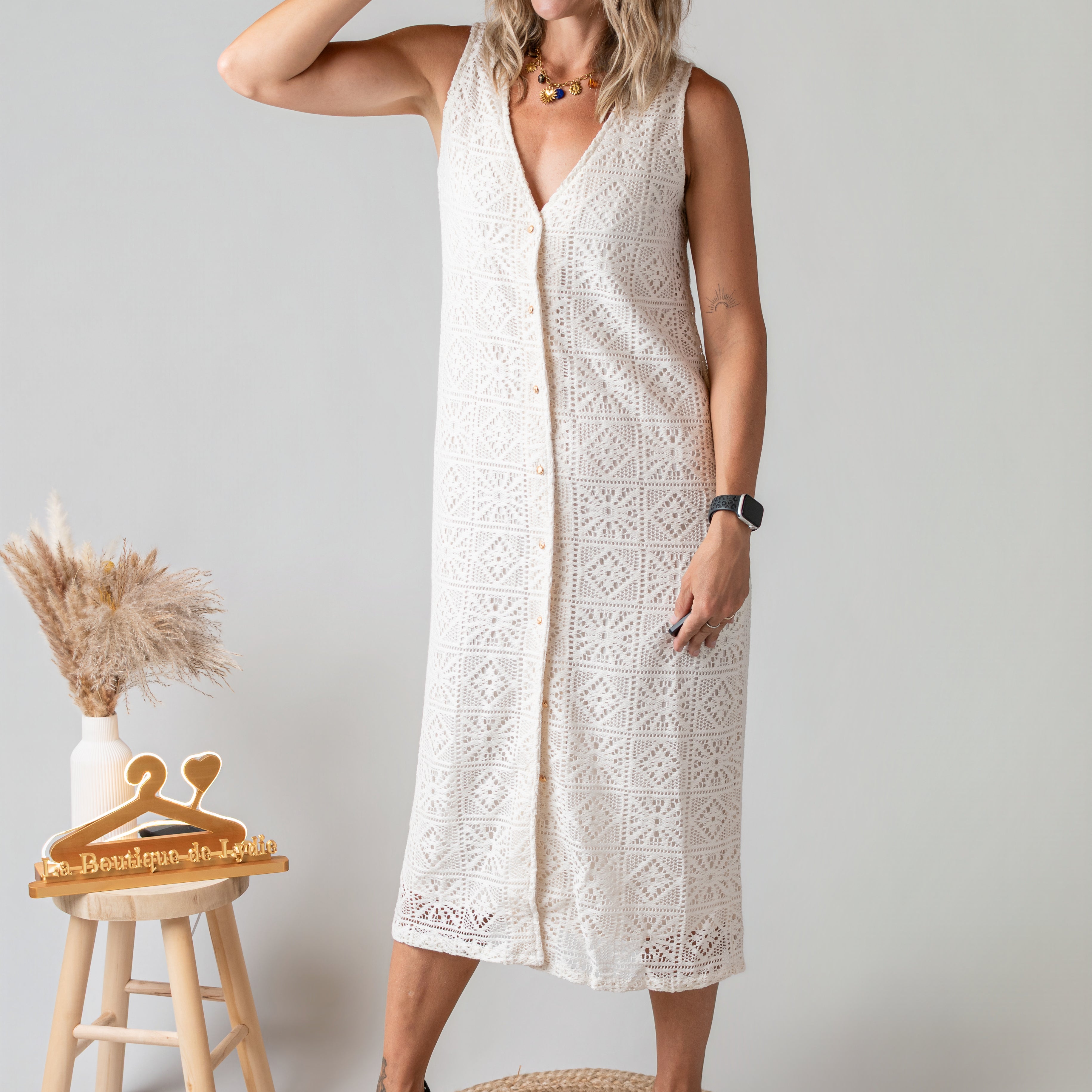 Robe longue en crochet écru