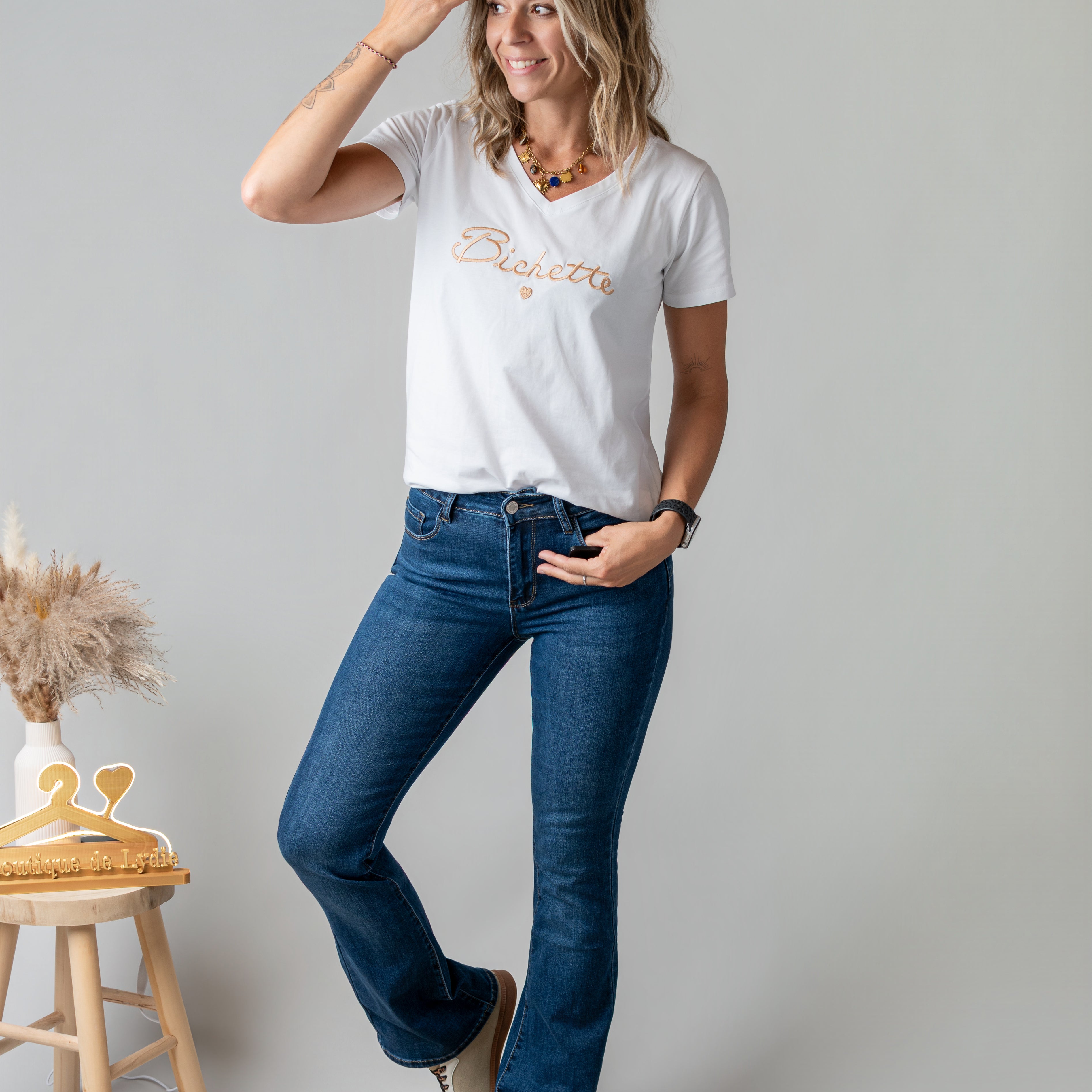 T-shirt blanc brodé doré Bichette la boutique de lydie