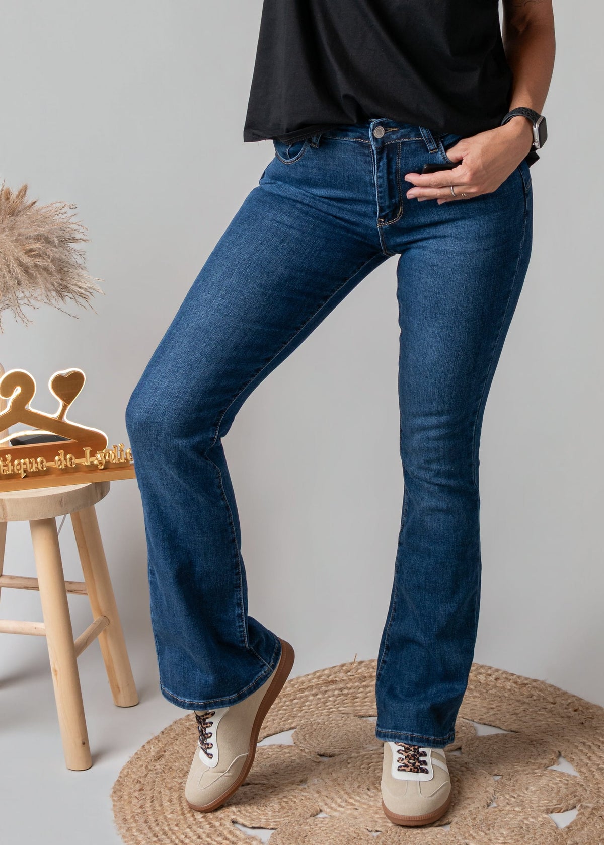Jean flare push-up bleu brut la boutique de lydie