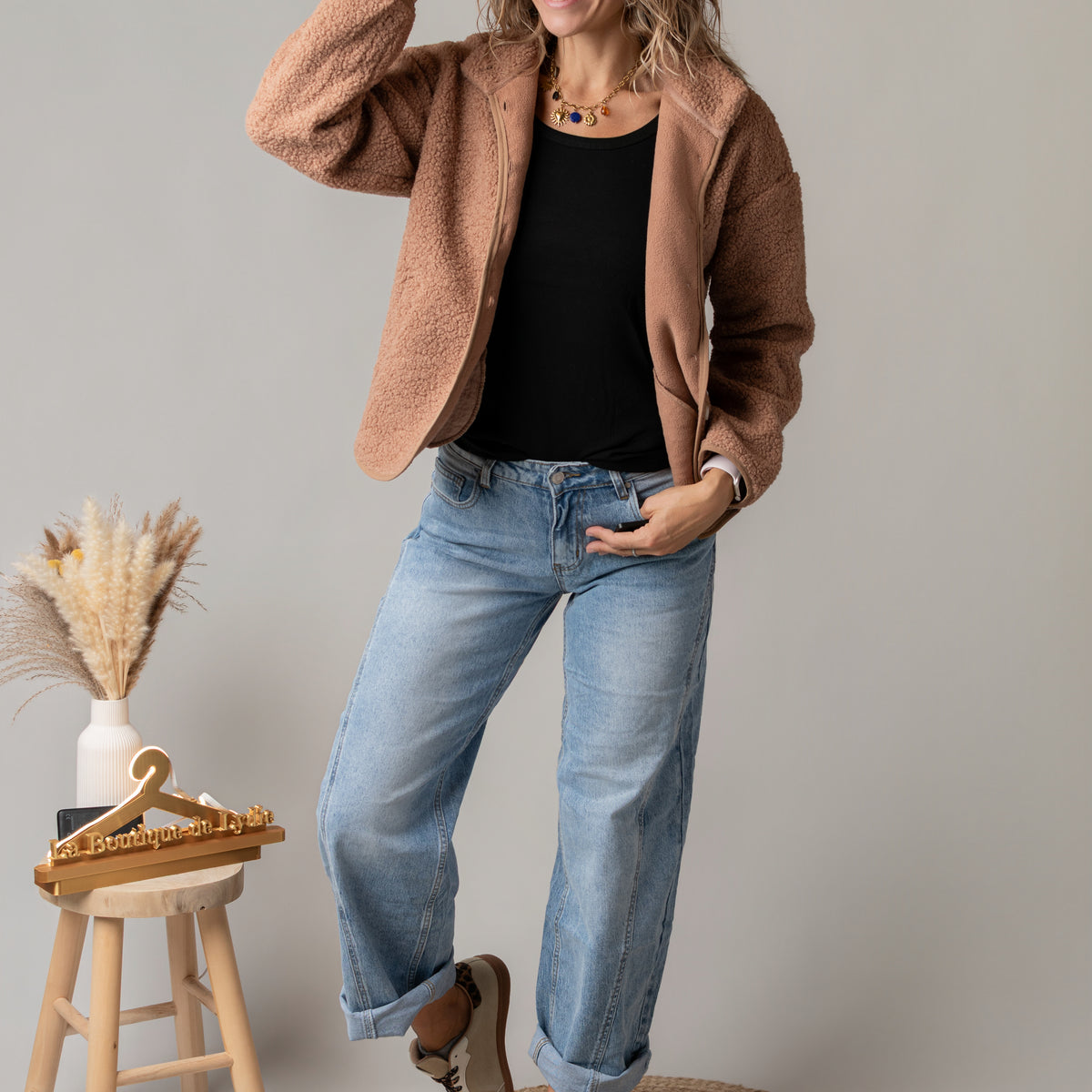 Veste bouclette camel rosé