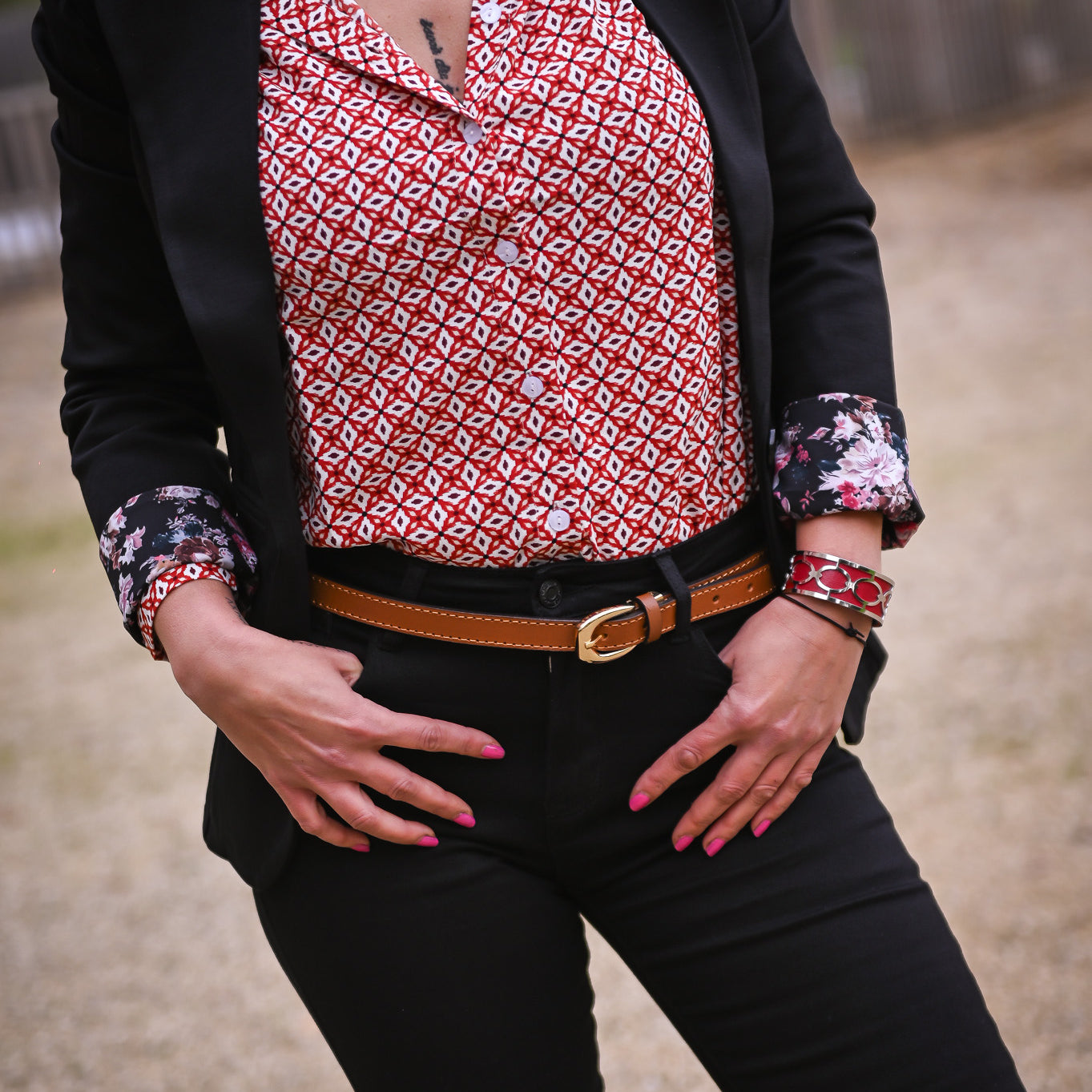 blazer noir revers fleuri