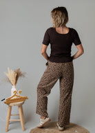 Pantalon fluide velours côtelé léopard
