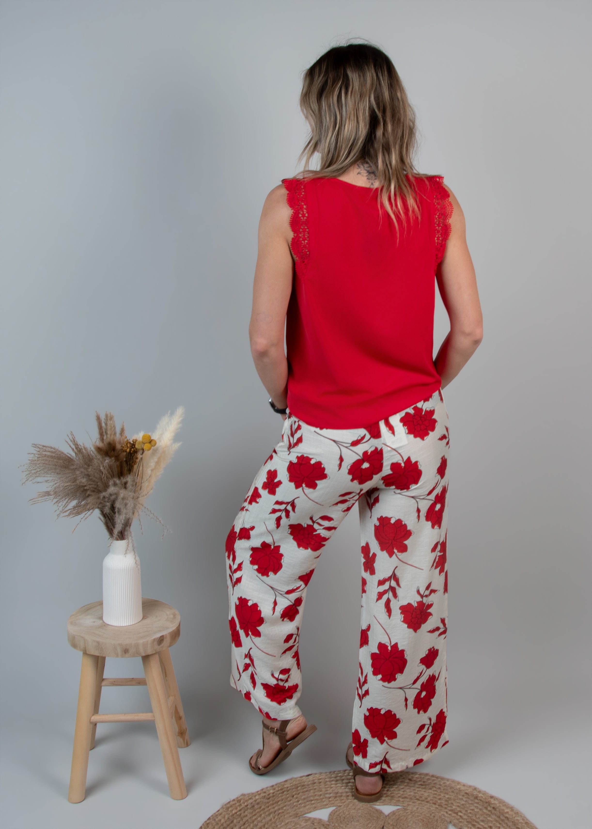Pantalon Fluide Imprimé Floral Rouge Écru

