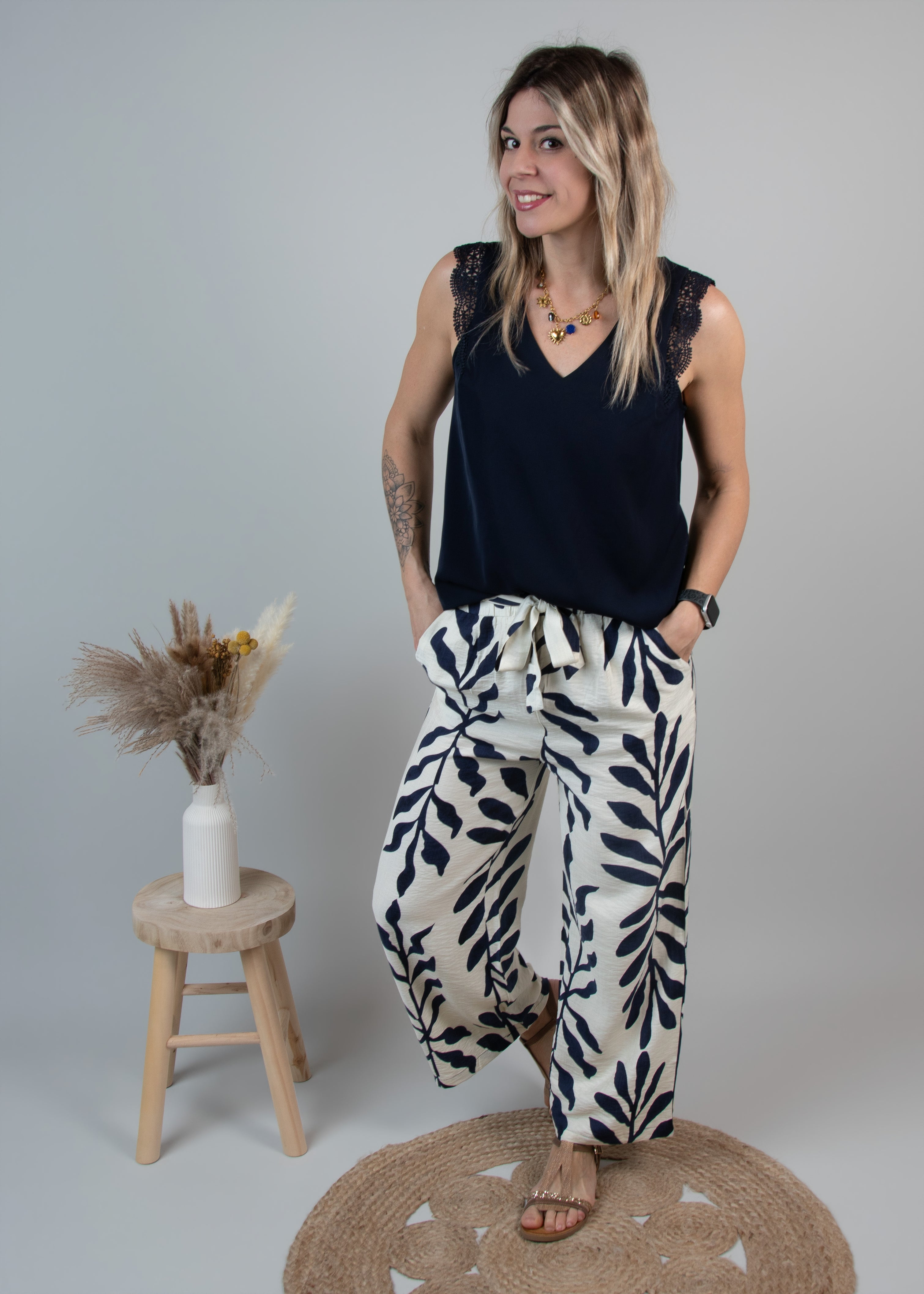 debardeur dentelle marine femme