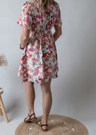 Robe Courte Blanc Cassé Fleuri