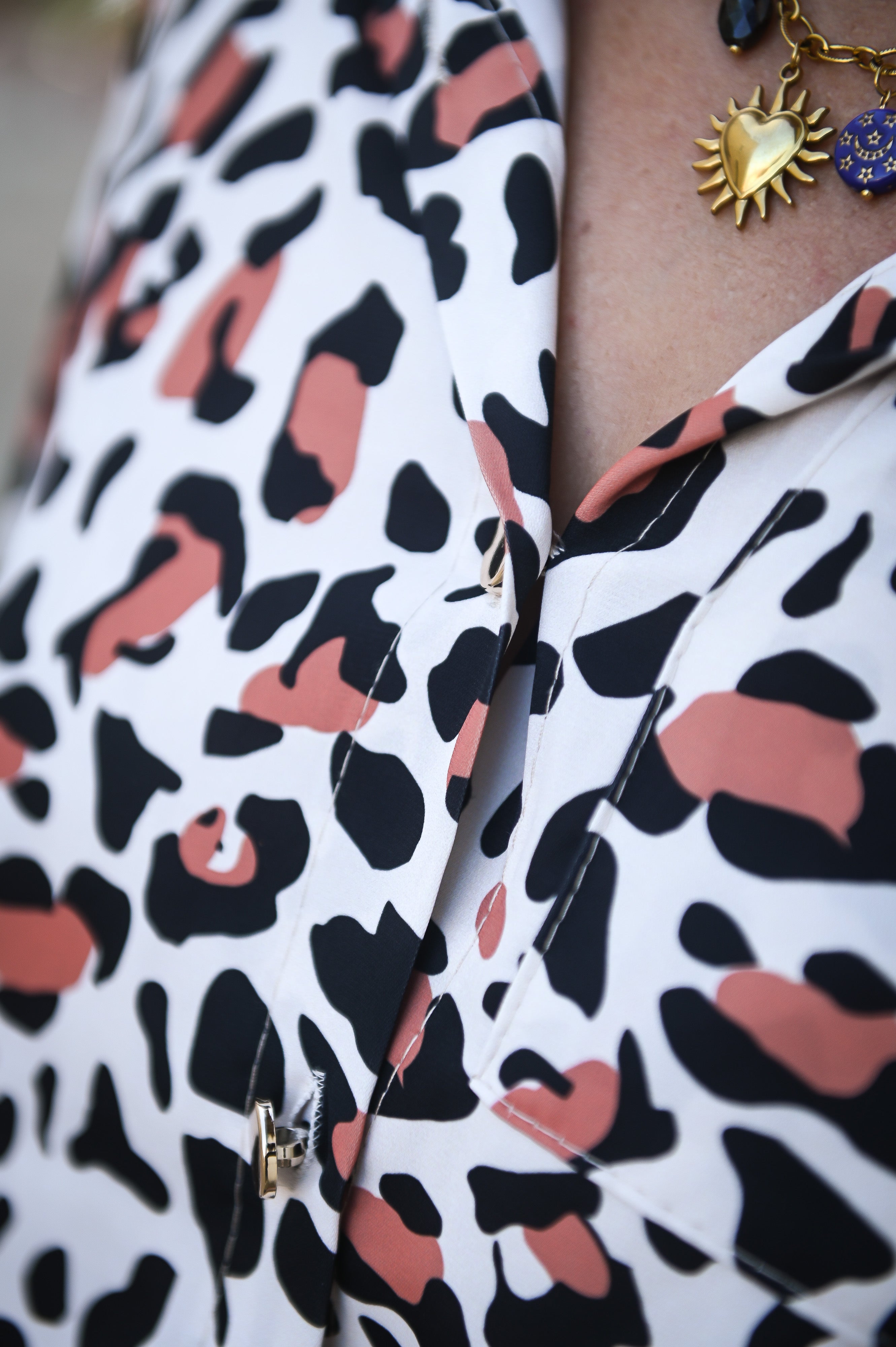 Chemise fluide motif léopard la boutique de lydie