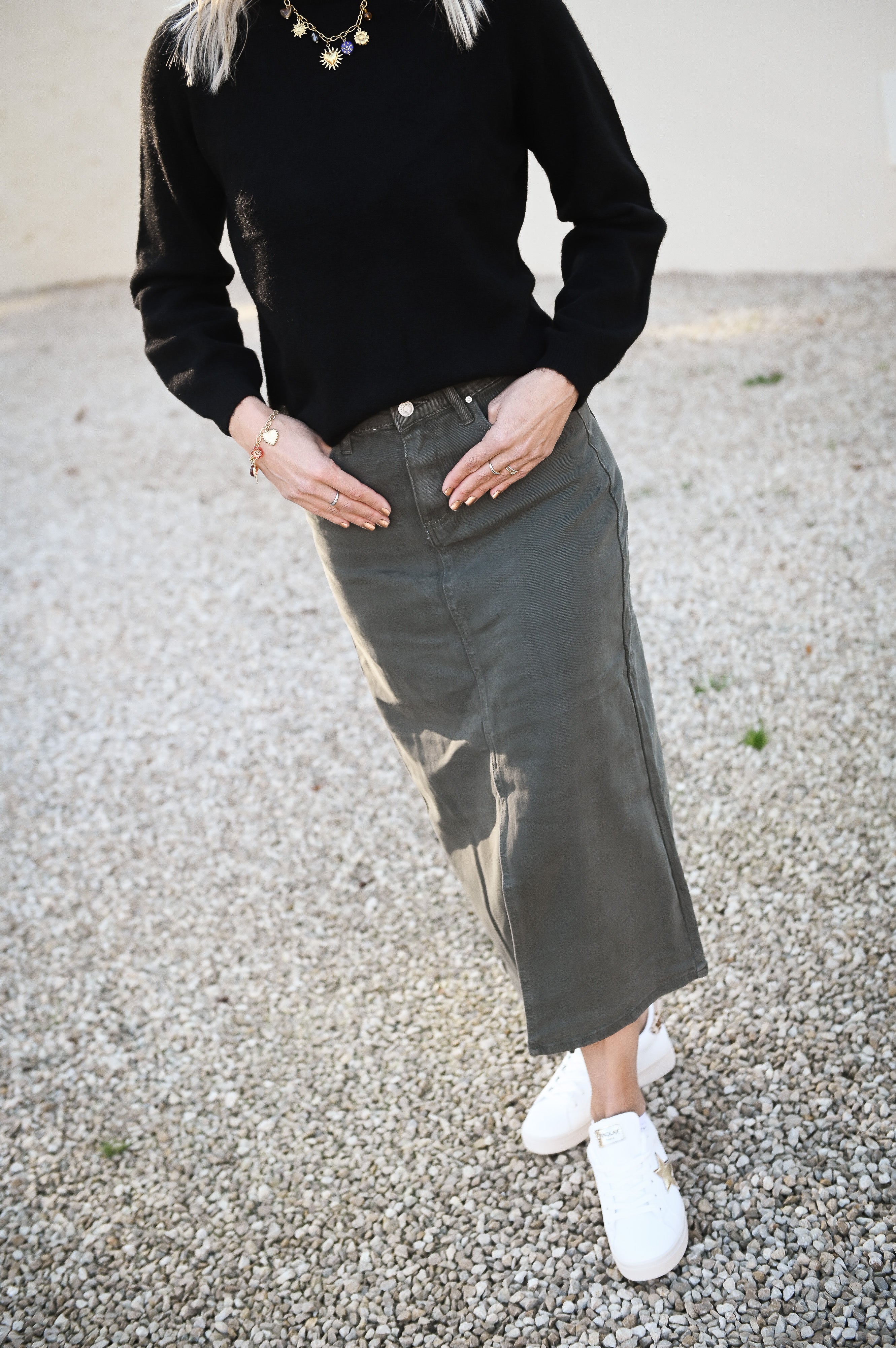 Jupe longue fendu kaki la boutique de lydie