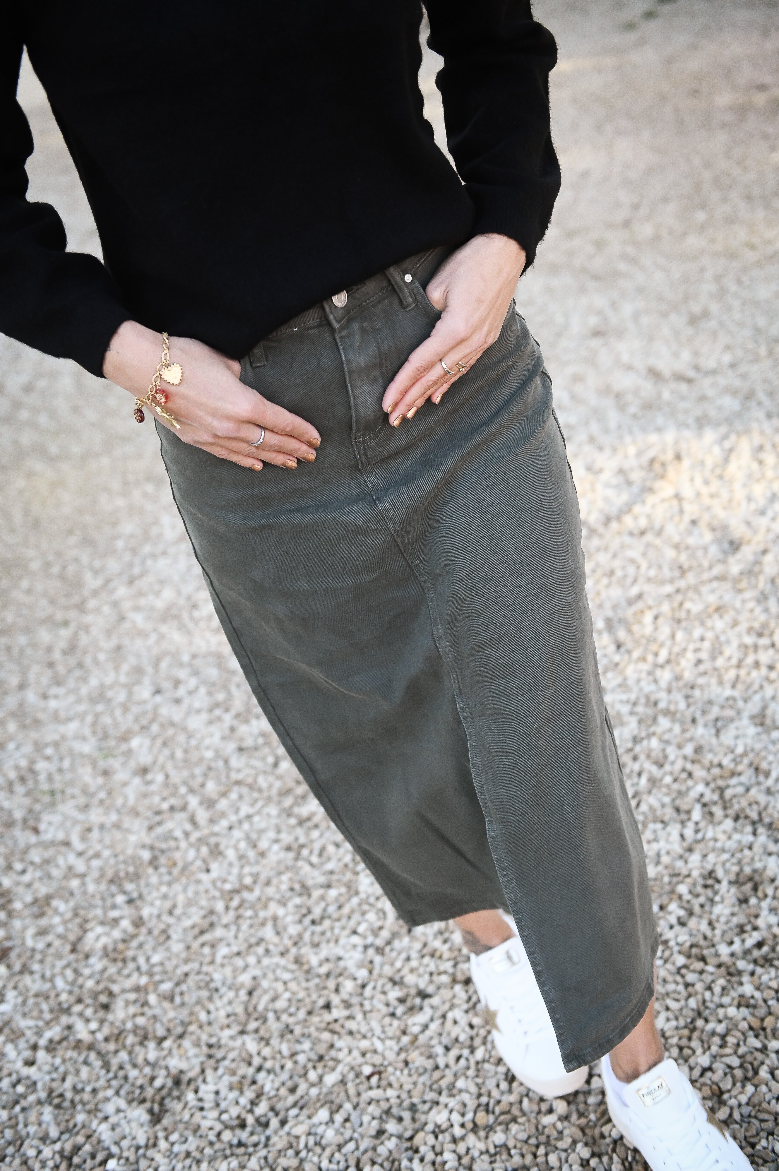 Jupe longue fendu kaki la boutique de lydie