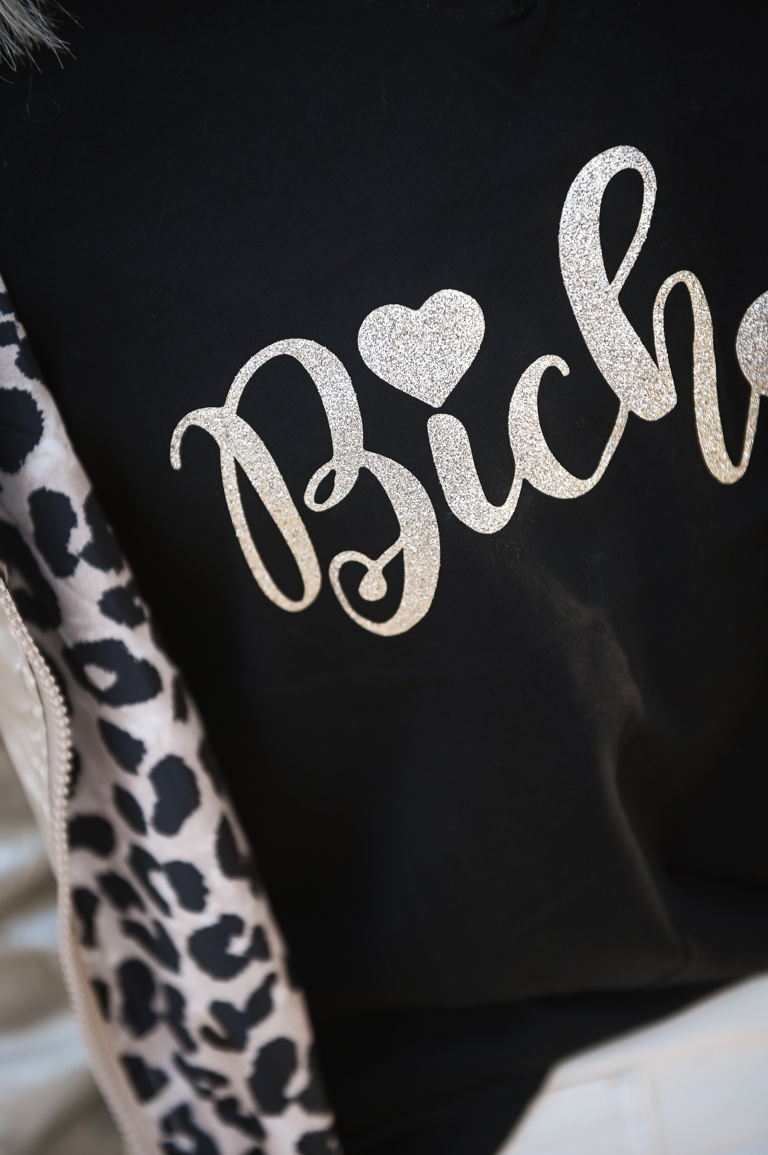 T-shirt noir, floqué&nbsp; "Bichette" la boutique de lydie