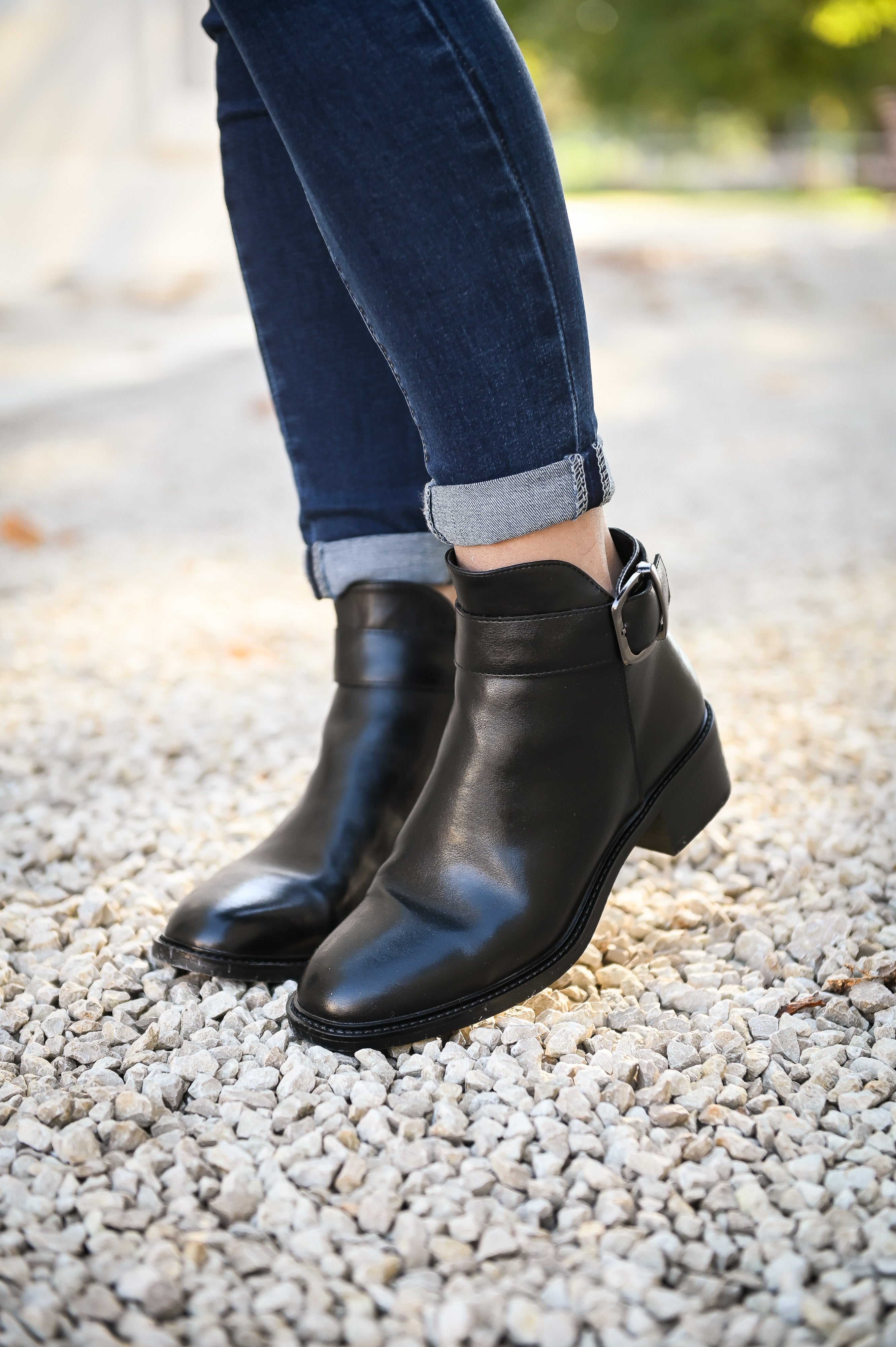 Pull fin noir avec col à revers, la boutique de lydie