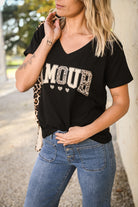 T-shirt noir, Brodé "Amour" la boutique de lydie