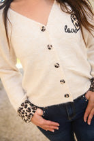 Gilet beige et léopard, broderie coeur