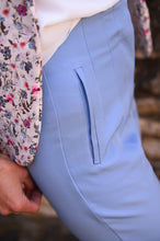 Charger l&#39;image dans la galerie, Pantalon tailleur bleu ciel la boutique de lydie
