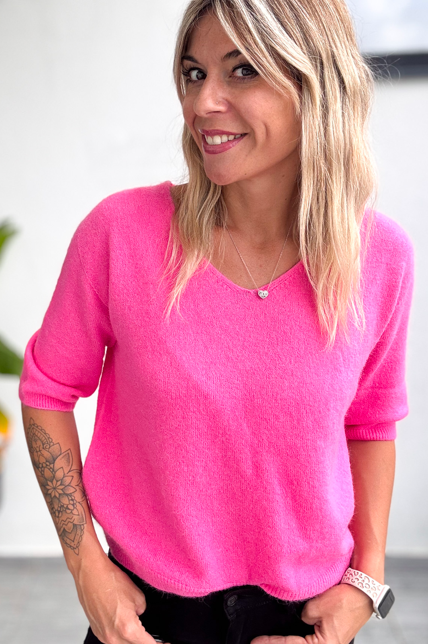 Pull fuchsia, col V, manches 3/4, matière douce la boutique de lydie