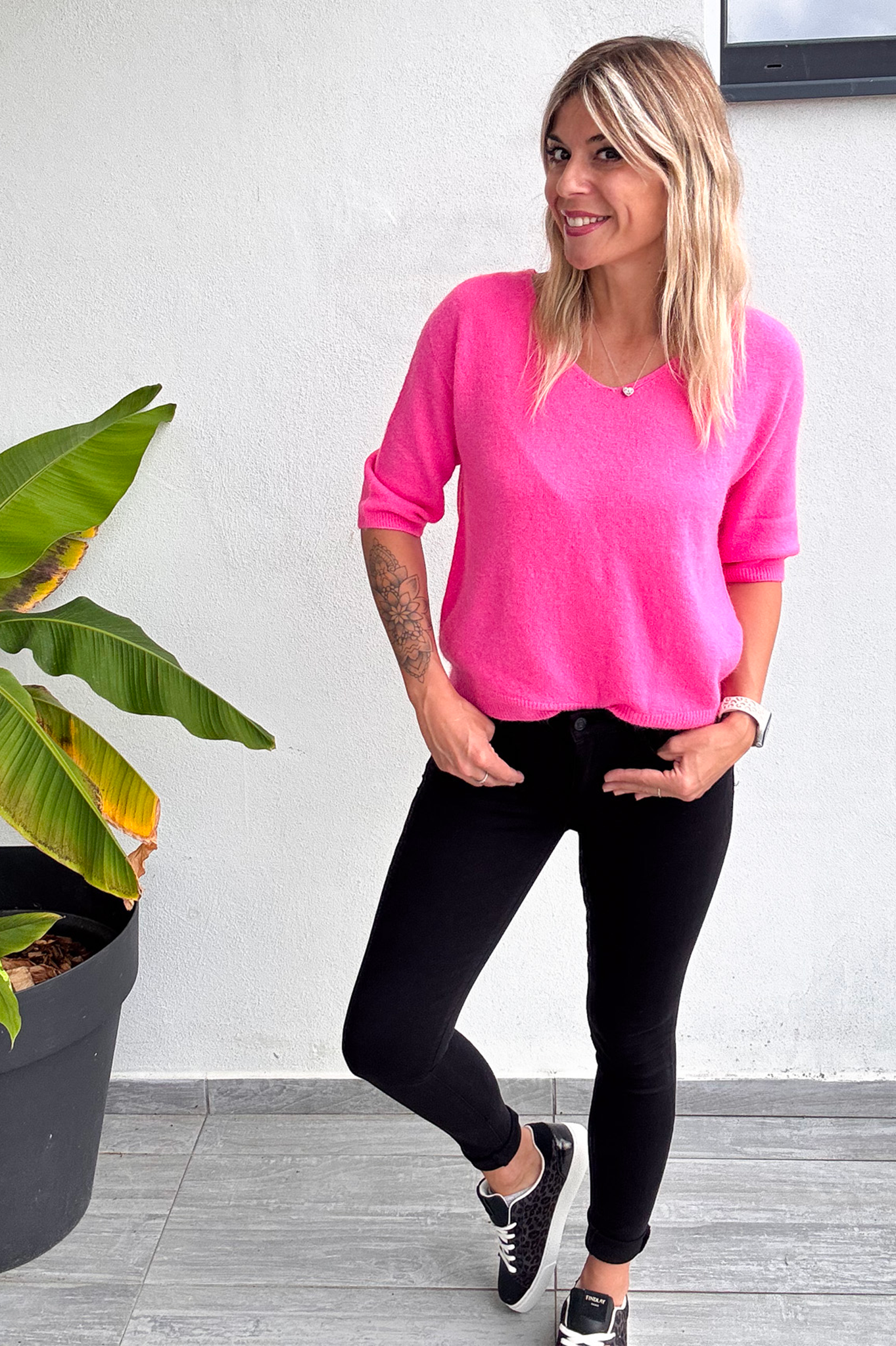 Pull fuchsia, col V, manches 3/4, matière douce