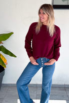Pull bordeaux, col rond, matière douce