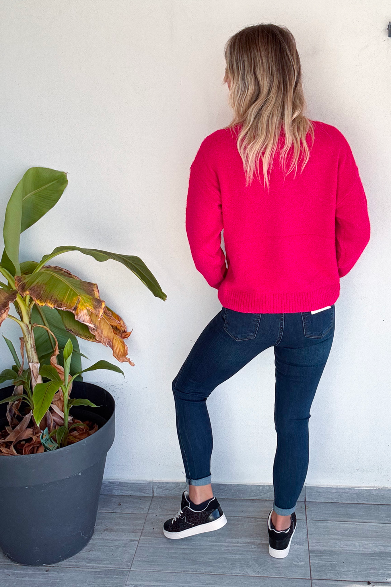 Pull fuchsia col V fleuri 