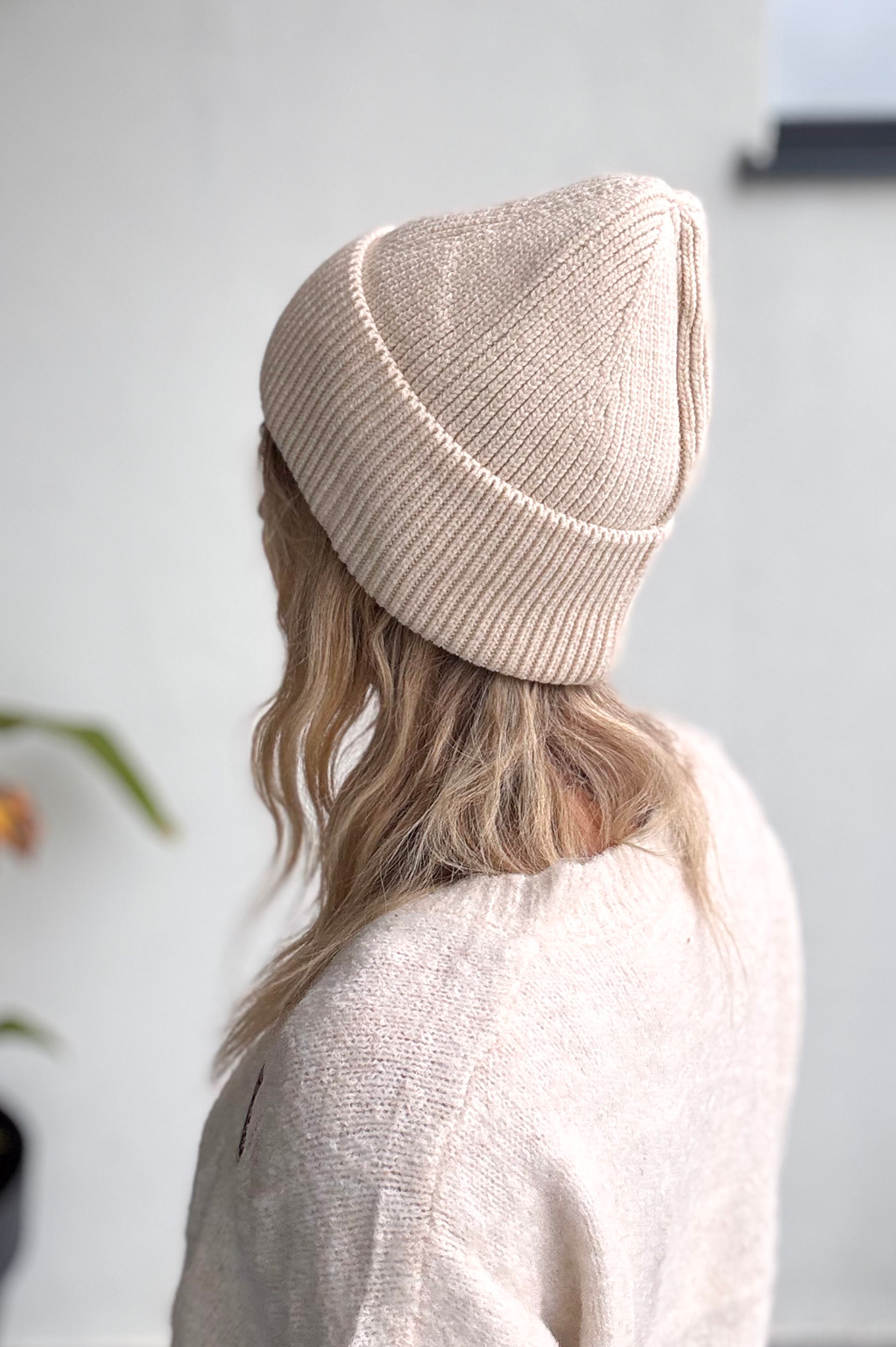 Bonnet en maille avec coeur léopard brodé 