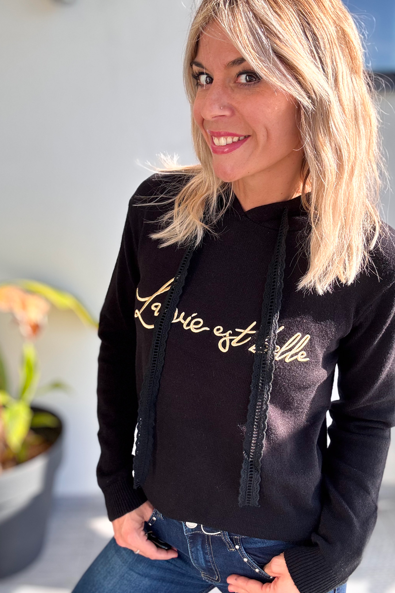 Sweat La vie est belle noir la boutique de lydie