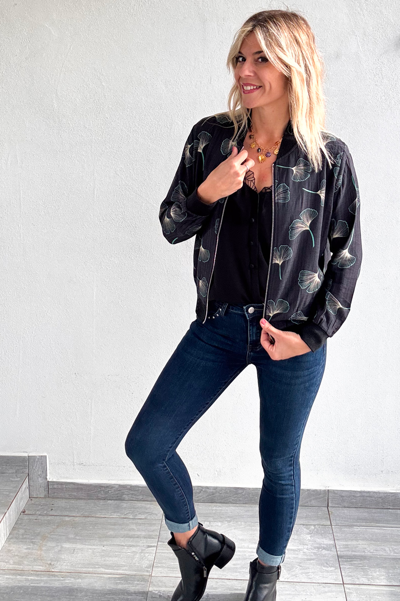 Bombers noir à motifs