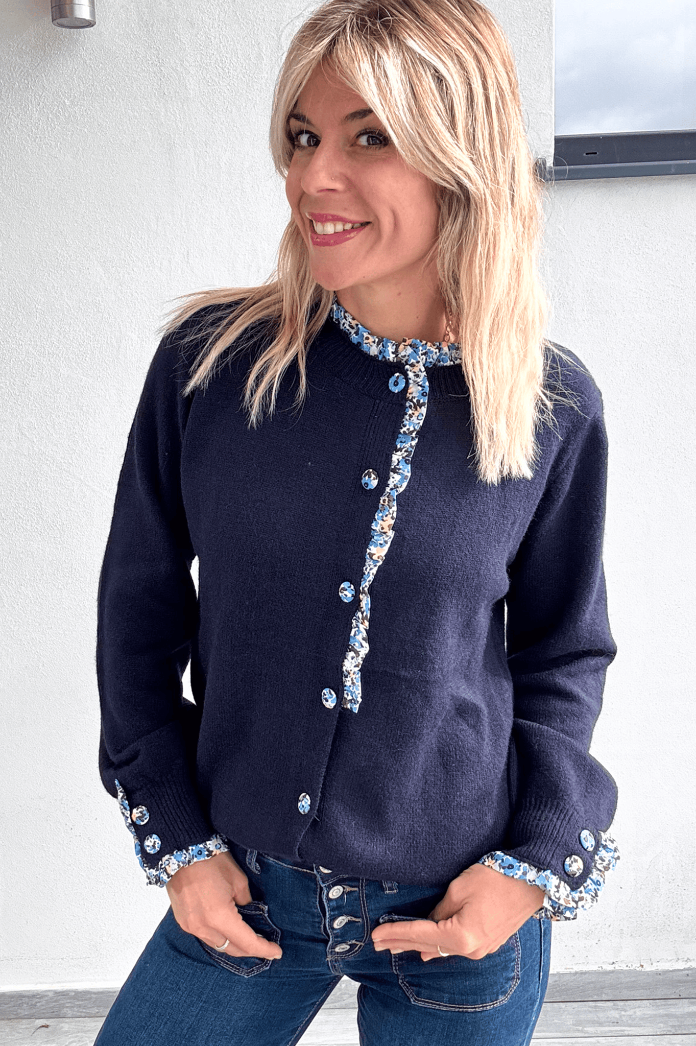 Gilet marine fleuri la boutique de lydie