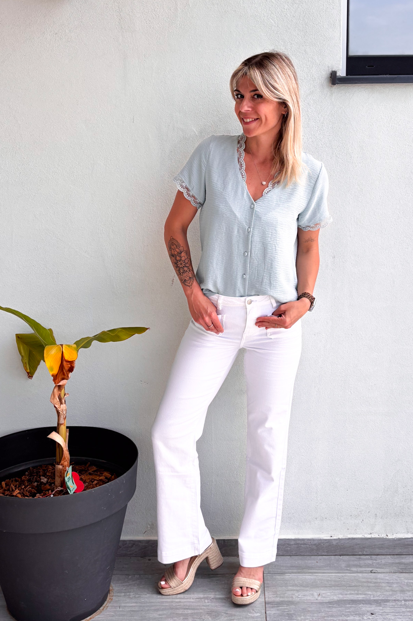 Top manche courte bleu clair la boutique de lydie