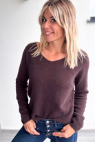 Pull marron chocolat, col V, matière douce la boutique de lydie 