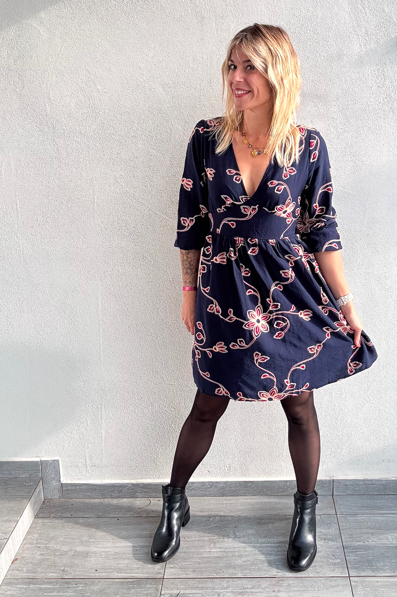 Robe courte Marine avec broderie