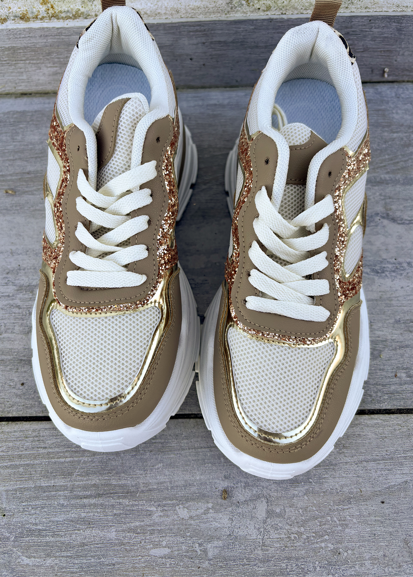 Baskets Sneaker Blanche et taupe avec paillette 