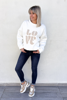 Sweat blanc oversize brodé love beige